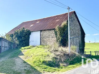 Barn at Orliac de Bar (19390)