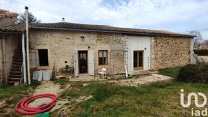 Maison à La Chapelle-Pouilloux (79190)