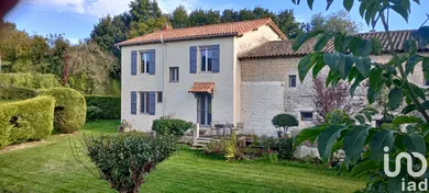 House at Melle (79500)