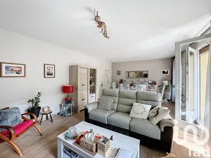 Apartment at Livry-Gargan (93190)