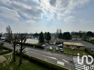 Apartment at Chilly-Mazarin (91380)