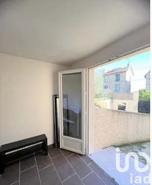 Studio at Villeneuve-le-Roi (94290)