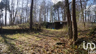 Leisure land at YVRÉ-LE-POLIN (72330)