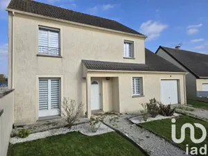 Maison traditionnelle à Villiers-Saint-Georges (77560)