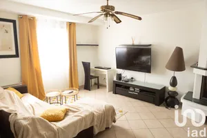 House at Santeny (94440)