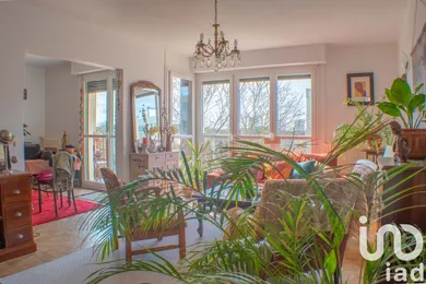 Apartment at La Rochelle (17000)