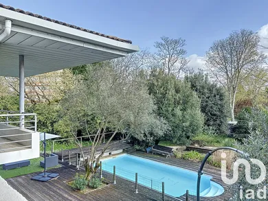 House in Le Bouscat (33110)