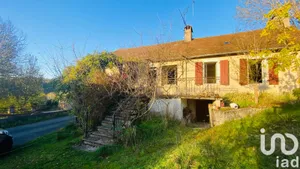 Village house at Frayssinet (46310)