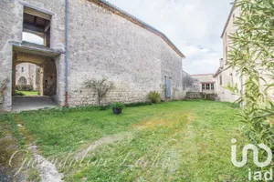Farm at Mauroux (46700)