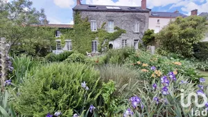 Maison de ville à BEAUPREAU-EN-MAUGES (49510)