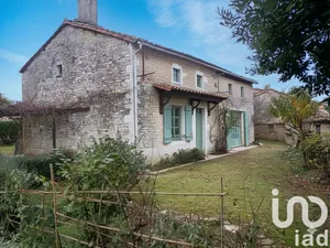 Maison traditionnelle à Lorigné (79190)