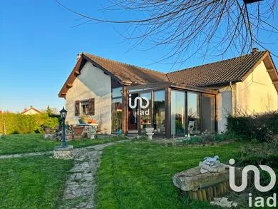 Pavillon à Les Bordes (89500)