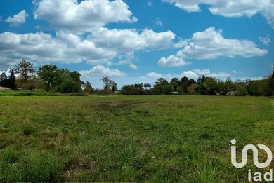 Terrain à bâtir à Le Pian-Médoc (33290)