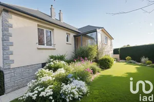 Maison traditionnelle à Vautorte (53500)