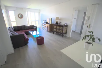 Apartment at Viry-Châtillon (91170)