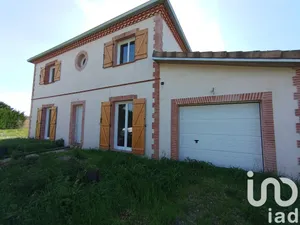 Maison traditionnelle à Ambres (81500)