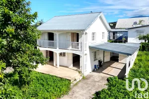 House at Le Tampon (97430)