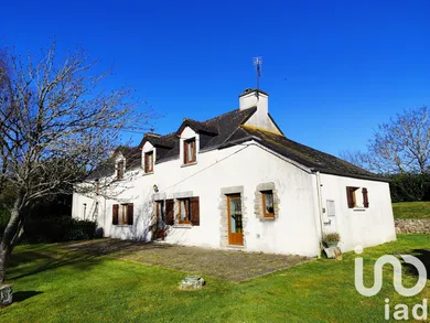 Village house at Béganne (56350)