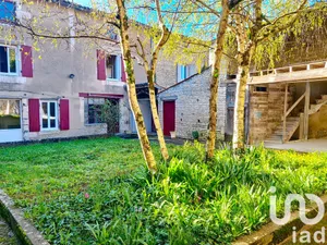 Maison de village à Mauzé-sur-le-Mignon (79210)