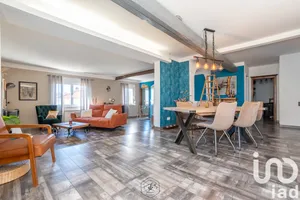 Apartment at Ennery (57365)