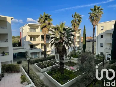 Apartment at Nîmes (30000)