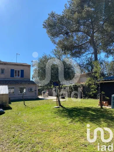 Maison traditionnelle à Le Cannet-des-Maures (83340)