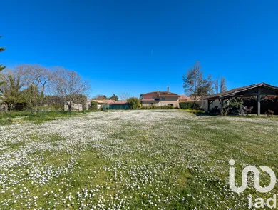 Building plot at Landiras (33720)