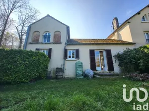 Apartment at Flins-sur-Seine (78410)