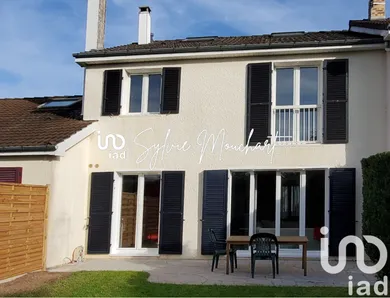 Maison à Le Mesnil-Saint-Denis (78320)