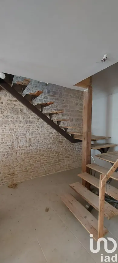 House at Saint-Usage (10360) — 10/17