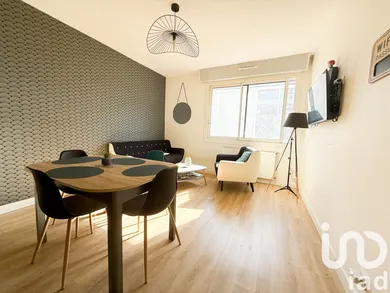 Apartment at Saint-Nazaire (44600)