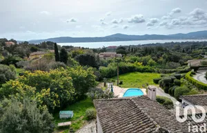 Demeure à Grimaud (83310)