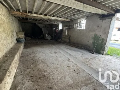Grange à Villeneuve-la-Guyard (89340) — 5/6