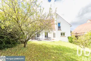 Pavillon à Viry-Châtillon (91170)