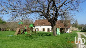 Maison traditionnelle à Domfront-en-Champagne (72240)