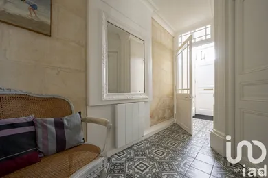 Architectural house in La Rochelle (17000)