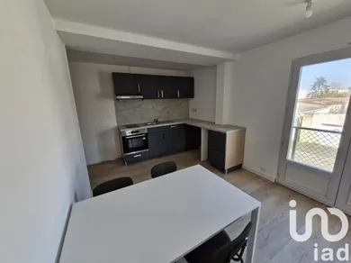 Appartement à La Roche-sur-Yon (85000)