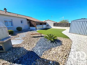 House at La Ferrière (85280)