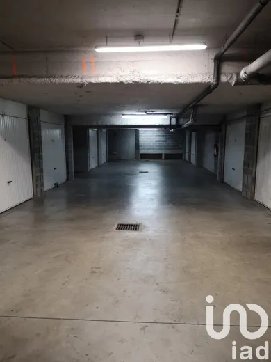 Parking in Lille (59000)