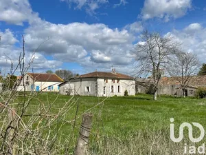 Maison à Réaux sur Trèfle (17500)