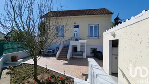 Pavillon à Villeneuve-le-Roi (94290)