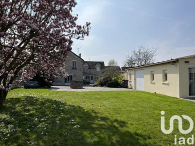Traditional house at Marolles-en-Hurepoix (91630)