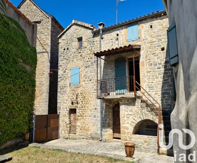Village house in Lapanouse-de-Cernon (12230)