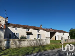 Maison de campagne à Rives-d'Autise (85240)