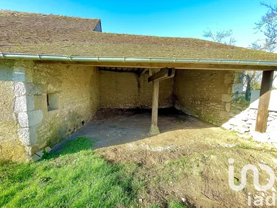 Barn in Angles-sur-l'Anglin (86260)