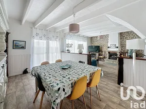 Maison traditionnelle à Locmariaquer (56740)