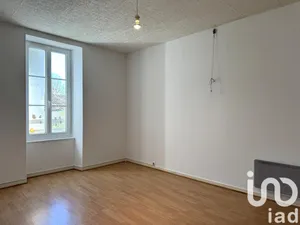 Village house at Fors (79230)