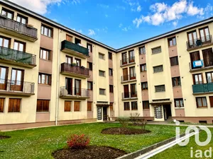 Apartment at Ézanville (95460)