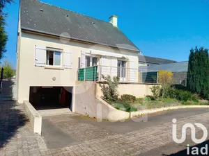 Maison à Dol-de-Bretagne (35120)