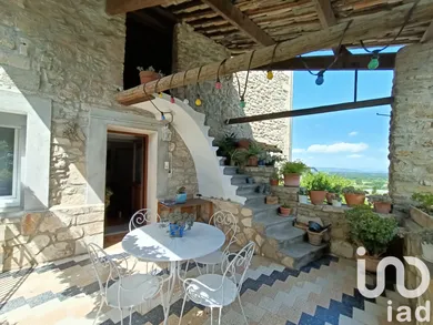 Village house at Saint-Julien-de-Peyrolas (30760)